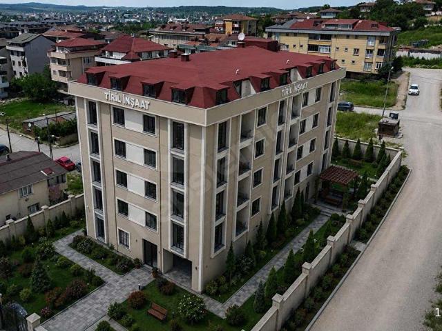 ARNAVUTKÖY BOLLUCA'DA YENİ BİNADA SATILIK SIFIR 2+1 DAİRE