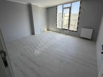 Arnavutköy De Satılık Sıfır 2+1 100 Metre Ara Kat Daire