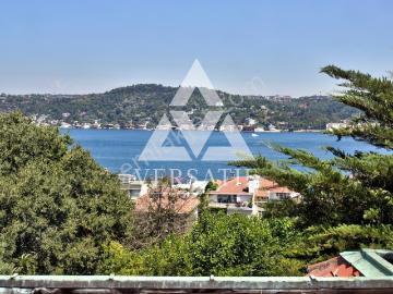 Arnavutköy 'de Site İçinde Muhteşem Satılık Villa