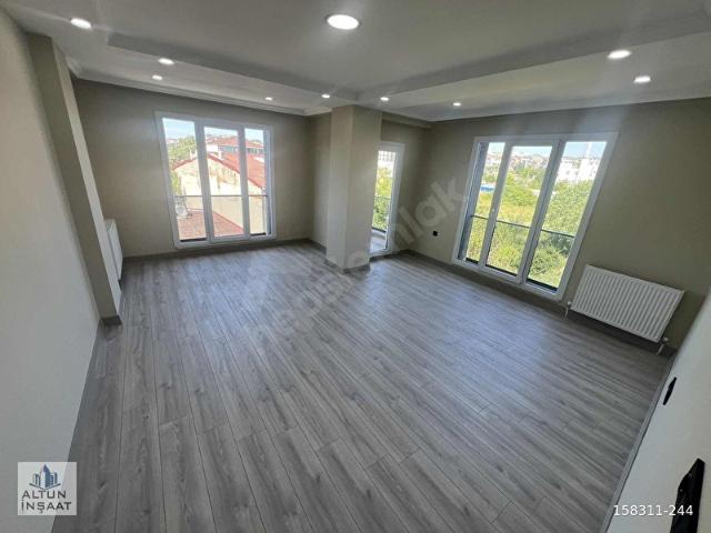 ARNAVUTKÖY HARAÇÇI GÖÇMENKETTE 3+1 ARAKAT 120 m2 LÜX DAİRELER