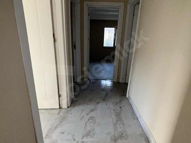 ARNAVUTKÖY HARAÇÇIDA KİRALIK 1+1 YÜKSEK GİRİŞ FERAH VE GENİŞ