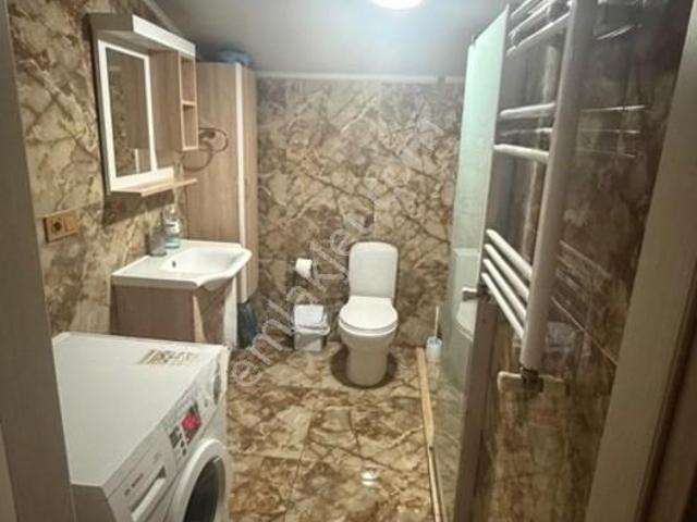 Arnavutköy Haraççı Mahallesinde Eşyalı Kiralık Çatı Katı Daire