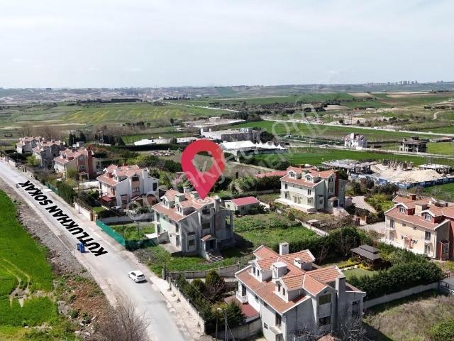 Arnavutköy Haraççı Pegasus Bölgesinde Satılık Villa