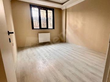 ARNAVUTKÖY İSLAMBEY DE SATILIK 2+1 DAİRE