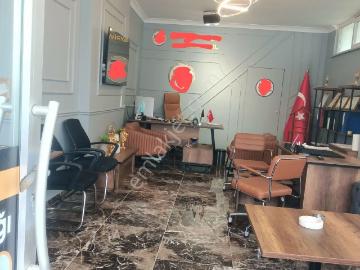 Arnavutköy Karlıbayır Mahallesi'nde Acil Satılık Düz Ayak Depolu Dükkan Tapu Dairenin Karşısında