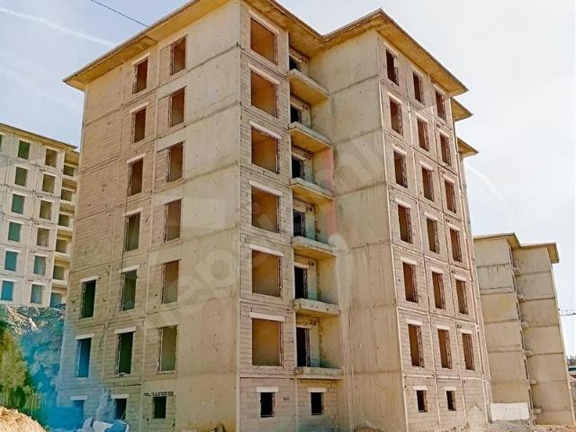 ARNAVUTKÖY SAZLIBOSNA 2+1 ARAKAT SATILIK DAİRE GÖL MANZARALI