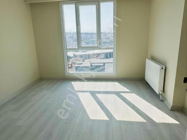 Arnavutköy Taşolukta 3+1 Satılık Ara Kat Daire