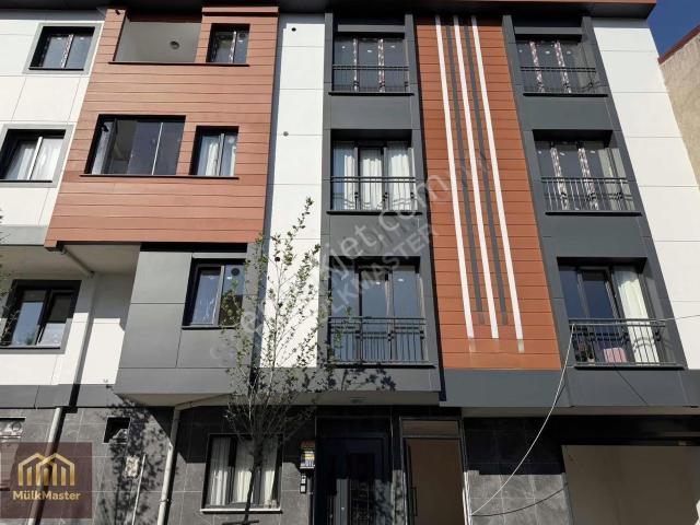 Arnavutköy Taşoluk Mah Satılık 2+1 Metroya 13 Dk
