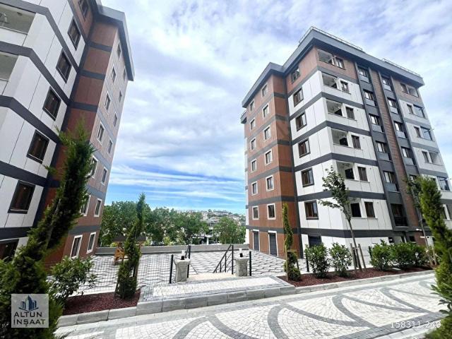 ARNAVUTKÖY TAŞOLUK MAHALLESİ METROYA YAKIN 2+1 SİTEDE LÜX DAİRE