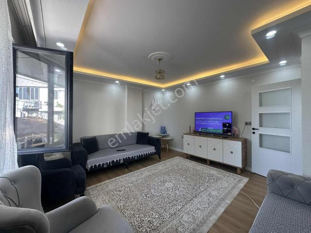Arnavutköy Taşoluk Satılık 2+1 Yüksek Giriş
