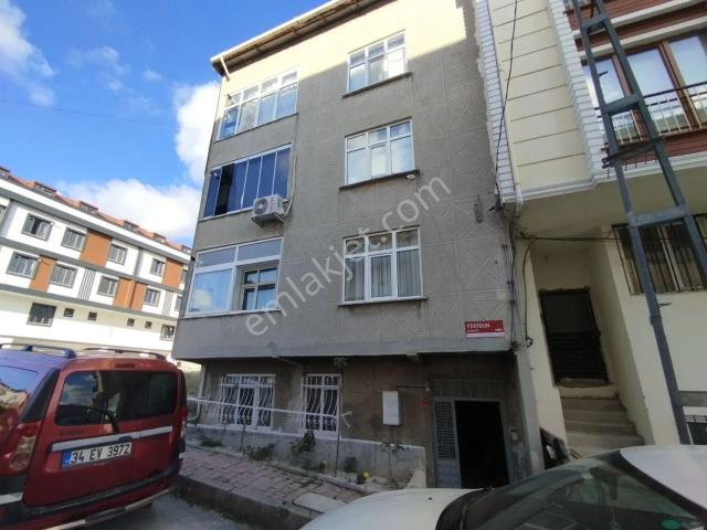Arnavutköy Taşoluk Satılık 2+1 Giriş Daire