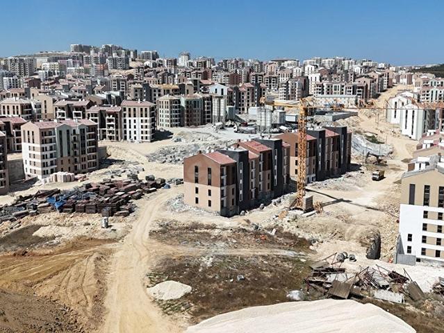 ARNAVUTKÖY TOKİ SAZLIBOSNA'DA 2+1 DEVREN SATILIK DAİRE