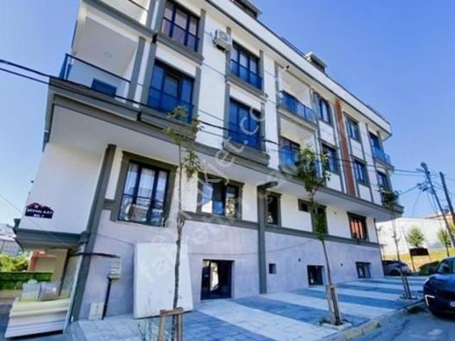 Arnavutköy Vadi Parkta Satılık Sıfır 2+1 Daire
