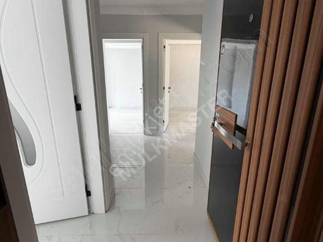 Arnavutköy Yunus Emre Mah 2+1 Yüksek Giriş Daire