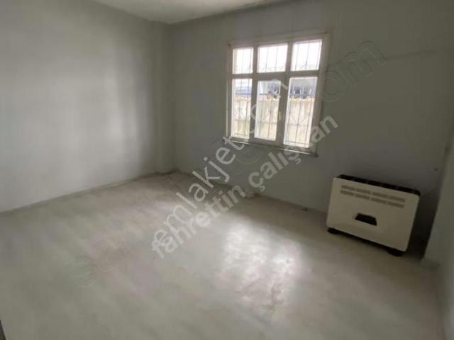 Arnavutköy Yunus Emre Mahallesi Kiralık 2+1 Düz Giriş Bahçeli