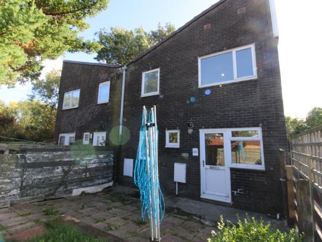 Arncliffe Place, Newton Aycliffe. 3 bed semi detached house to rent £625 pcm £144 pw