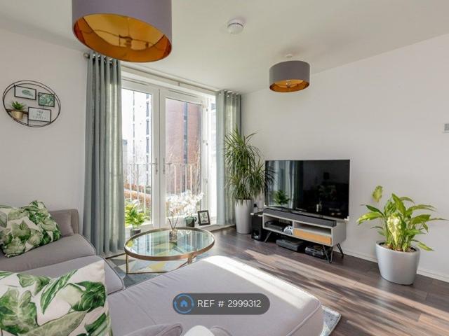 Arneil Place, Edinburgh EH5, 2 bed flat to rent, £1,495 pcm | PrimeLocation