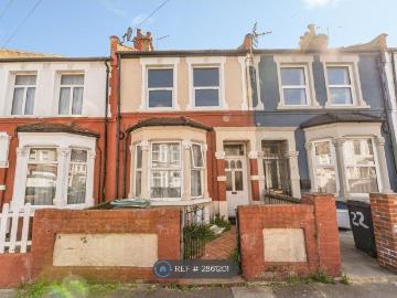 Arnold Road, London N15, 2 bed flat to rent, £1,820 pcm | PrimeLocation