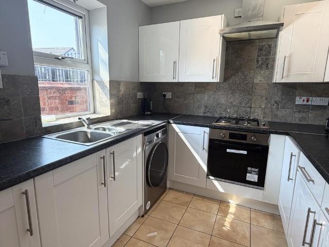 Arnside Street, Rusholme, Manchester 3 bed terraced house to rent £1,950 pcm £450 pw