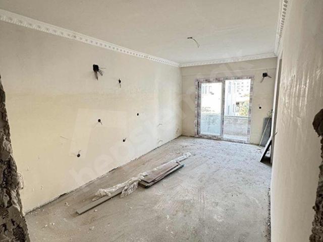 ARAZ DAN SARICAM SOFLUDEDE MAH İLİM TEPE CİVARI 2+1 SIFIR BİNA