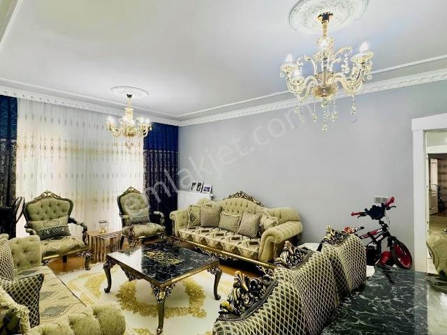 Ara Kat Avantajıyla Önü Açık Full Bakımlı Lüks 3+1