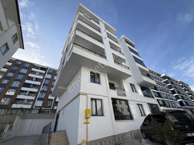 Ara Kat / Ankastre Takılı / Tramvaya Yakın / Kiralık 1+1