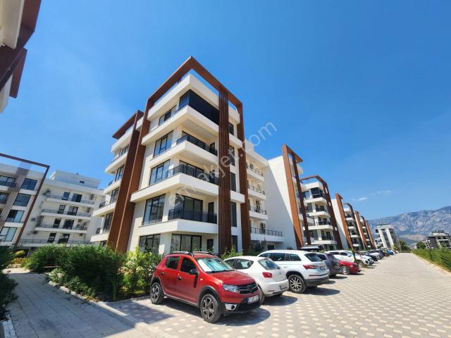 Ara Kat, Sitede,havuz,güvenlik,yerden Isıtma 2 Cephe Kiralık 1+1