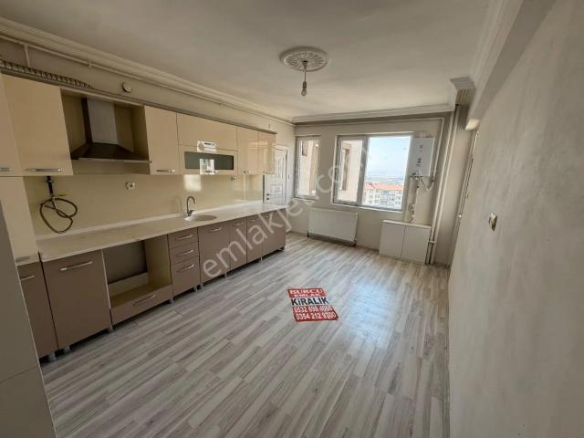 Ara Kat 3+1 Kiralık Daire İsteyenlere burcu Emlaktan