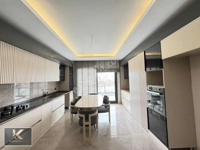 Araç Muayene Kavşağı Çeysa Evimde Satılık 3.5+1 Sıfır Daire