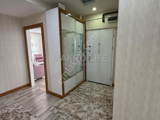 Araştırma Hastanesi Arkasında, Merkezi Konumda Satılık 4+1 Daire, 190m² Net Kullanım Alanı!