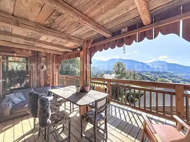 Arâches la Frasse 74300 Achat / Vente appartement 4 pièces t4 au dernier étage parking