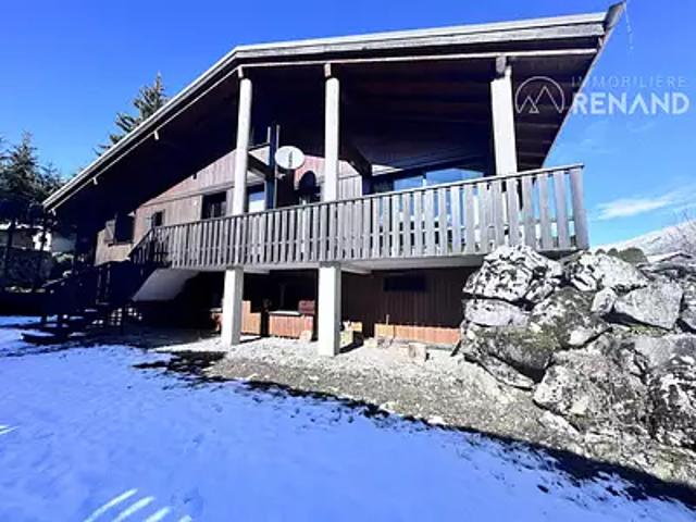 Arâches la Frasse 74300 Achat / Vente maison 8 pièces t8 parking garage