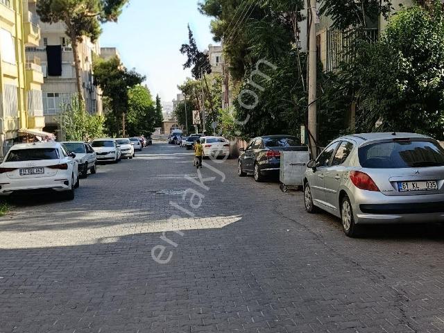 Arakat 5 Oda Doğalgazlı Merkezi Konumda Yenişehir