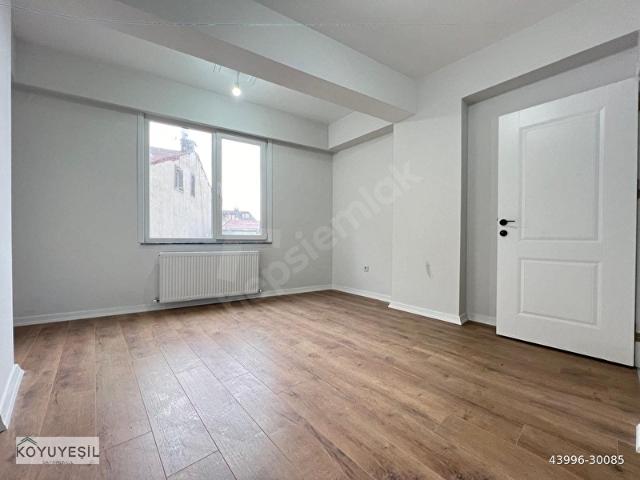 ARAKAT OTURUMA HAZIR BOŞ DAİRE KULLANIŞLI SIFIR BİNA MERKEZİ KONUM
