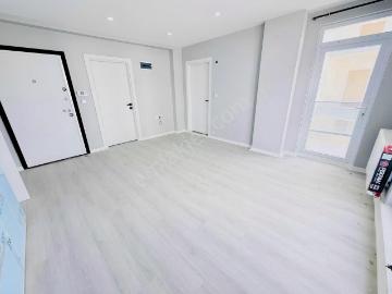 Arakat Sıfır Satılık 1+1 Geniş Daire Sekiz Kasım Mahallesi
