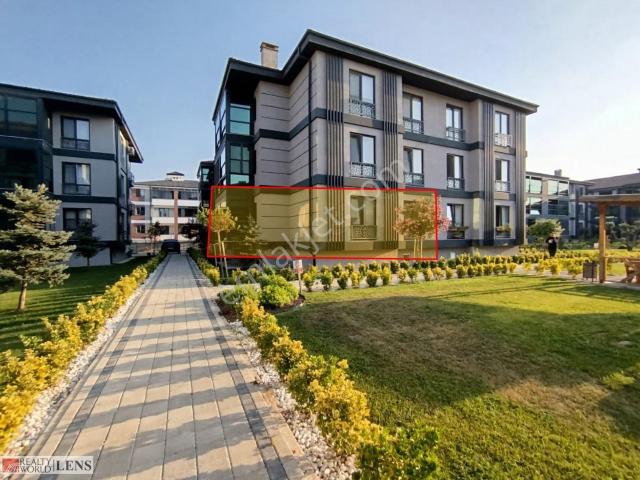 Arakorya Sitesinde Net 100 M2 Satılık Lüks Modern 2+1 Daire