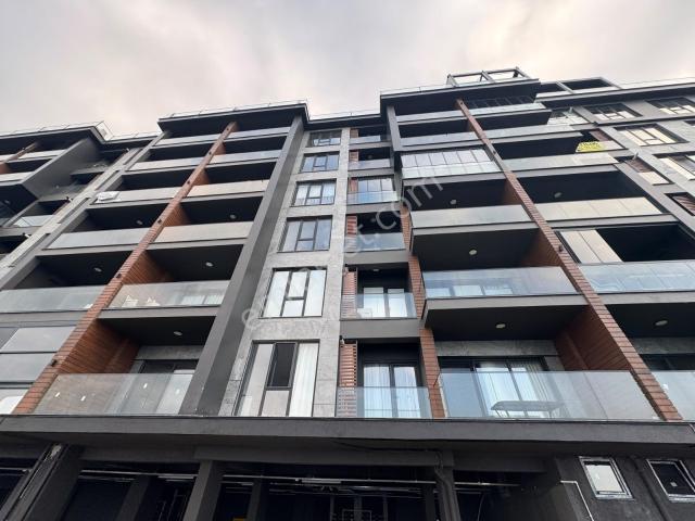 Araklı'da Denize Sıfır 2+1 Satılık Daire
