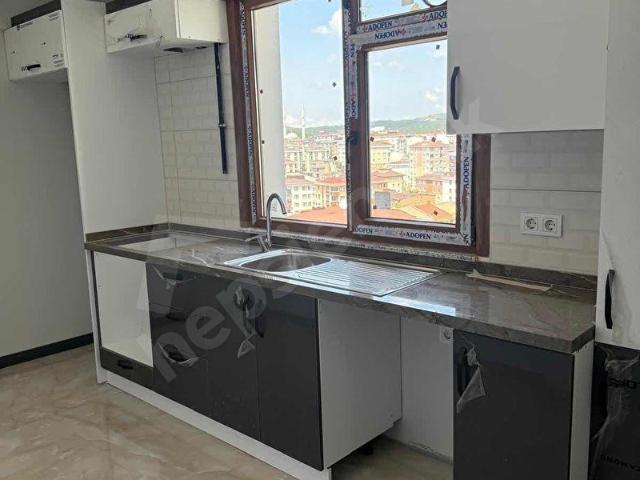 ARAS EMLAKTAN SANCAKTEPEDE 5+1 DUBLEX 180 M2 SATILIK DAİRE
