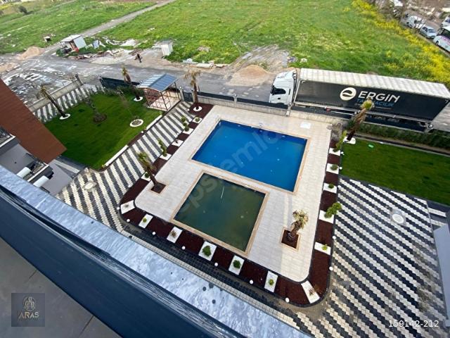 Aras yapı'dan muradiye de havuzlu site içi kiralık daire