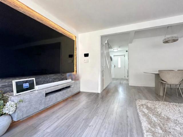 Arbus Crescent, Harrow, HA2