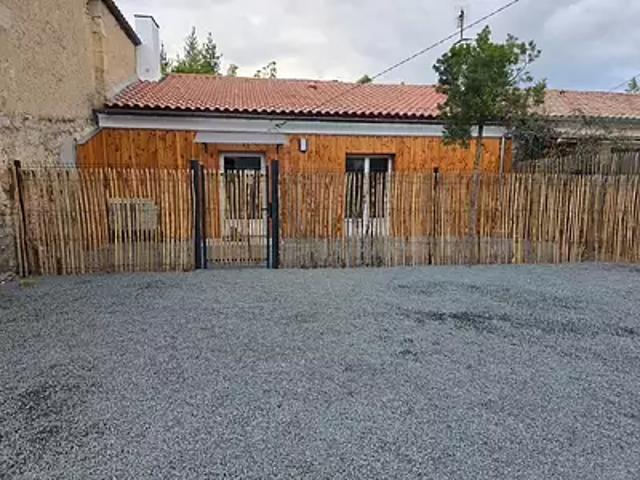 Arbanats 33640 Location maison 3 pièces t3 jardin