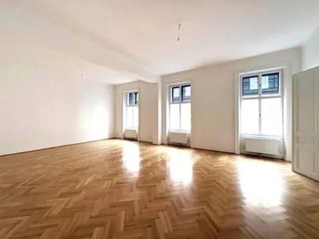 Arbeiten und Wohnen unter eine Dach mitten in der wunderschönen Innestadt von Wien!
