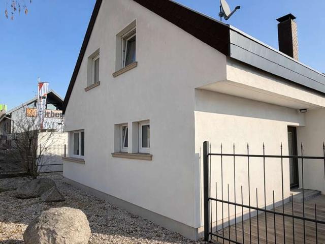 Arbeiten & Wohnen vereint – Halle mit Büro und großzügigem Wohnhaus
