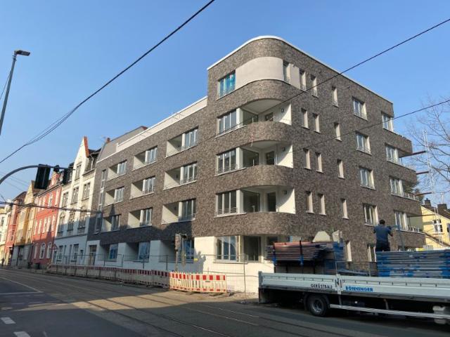 Arbeitszimmer und Dachterrasse gewünscht?