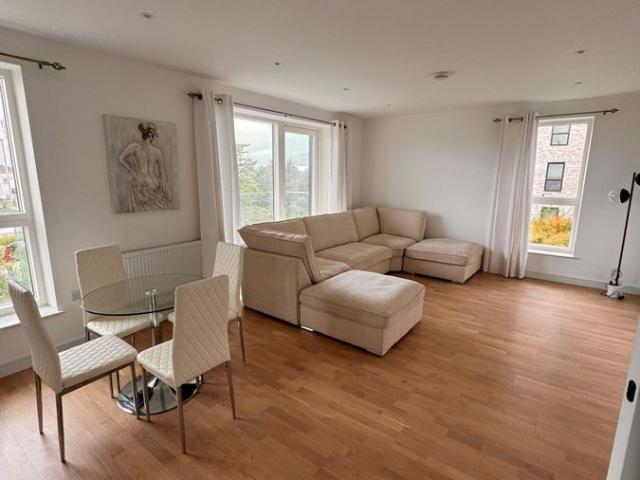 Arber House, The Green Quarter, Southall UB2, 2 bed flat to rent, £2,100 pcm | PrimeLocation