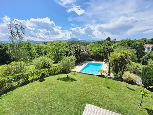 Arbonne 64210 Achat / Vente appartement 5 pièces t5 piscine terrasse