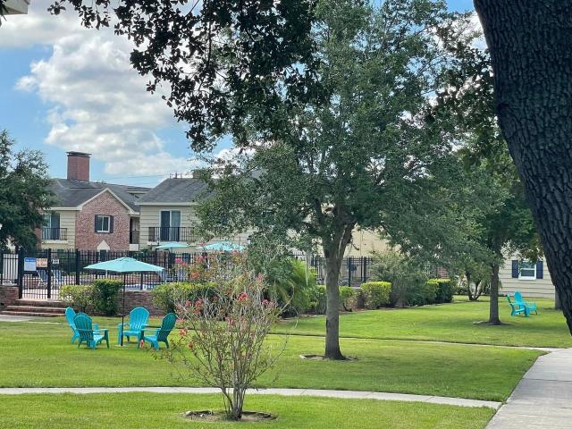 Arbors At Belleair Apartments 2 Bedroom Apartment for Rent at 2230 Nursery Rd, Clearwater, FL 33764