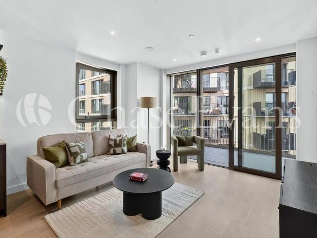 Arbour Heights, 27 Heygate Street. 2 bed flat to rent £3,813 pcm £880 pw