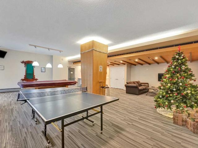 Arbour Place 1 Bedroom Apartment for Rent at 4769 Hazel St, Burnaby, BC V5H 1S7 Marlborough