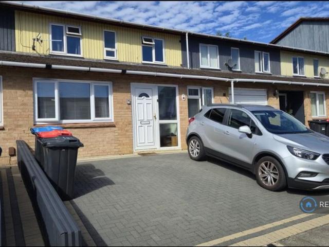Arbrook Avenue, Milton Keynes, MK13 4 bed terraced house to rent £1,600 pcm £369 pw